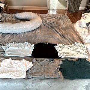 Large maternity lot- size small and xs (fits 4-6)